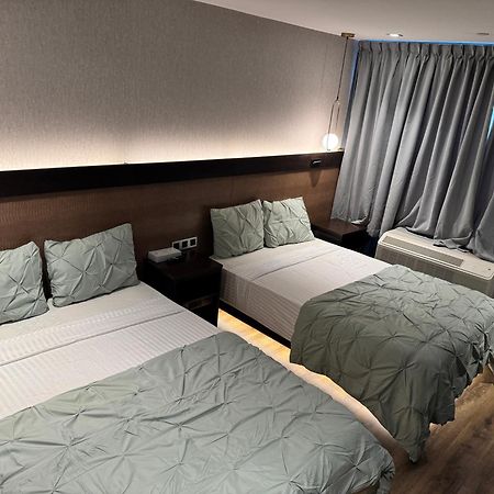 Hotel Mirage Brooklyn Ню Йорк Екстериор снимка
