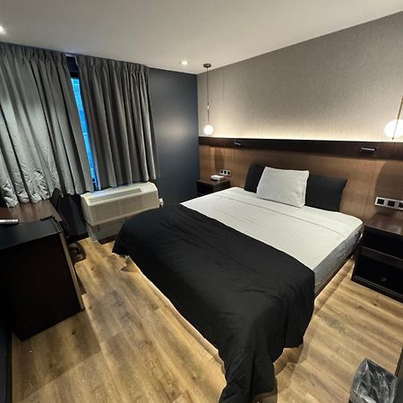 Hotel Mirage Brooklyn Ню Йорк Екстериор снимка